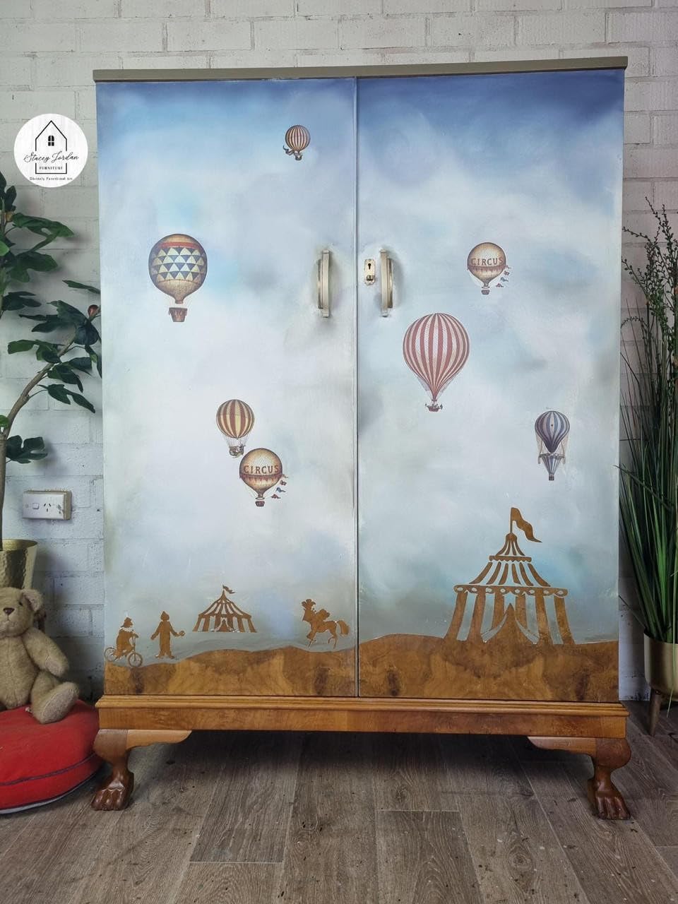 Hot Air Balloons & Clocks Transfer