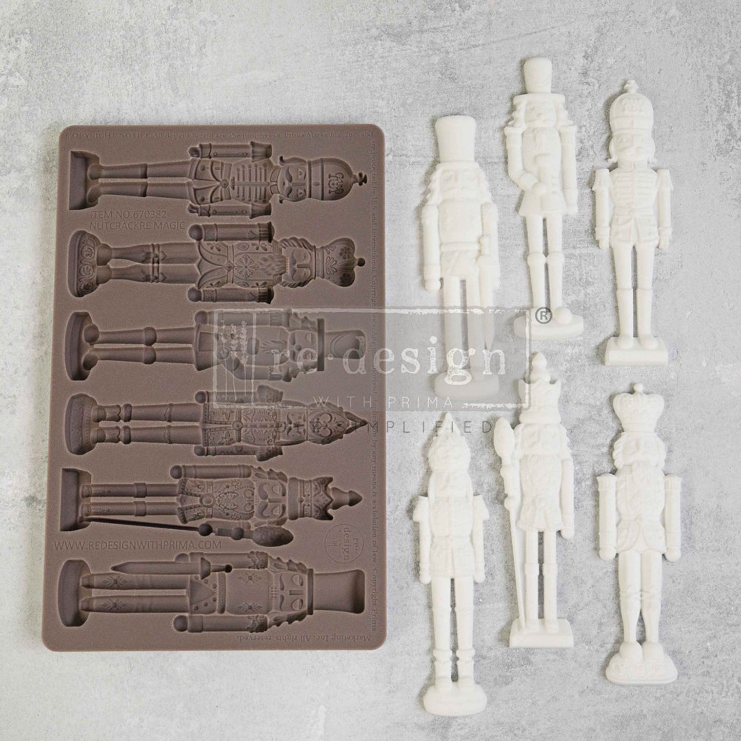 DECOR MOULDS® –NUTCRACKER MAGIC– 1 PC, 5″ X 8″