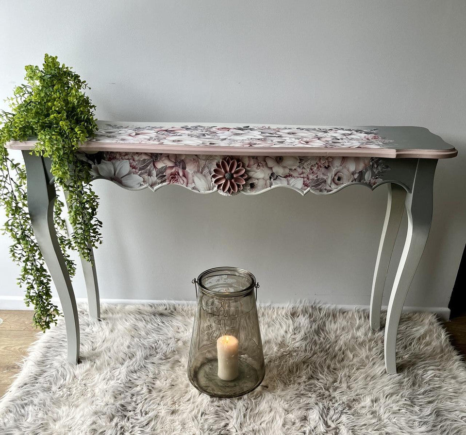 Soft Wintery Floral - Large